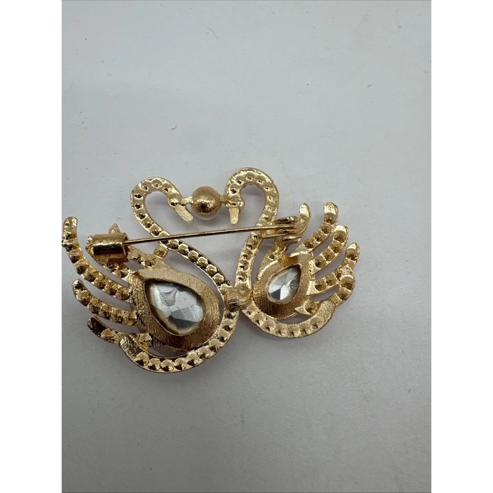 Pin Pair Of Swans Pink & Clear Crystal Faux Pearl Black Bead Gold Tone Brooch